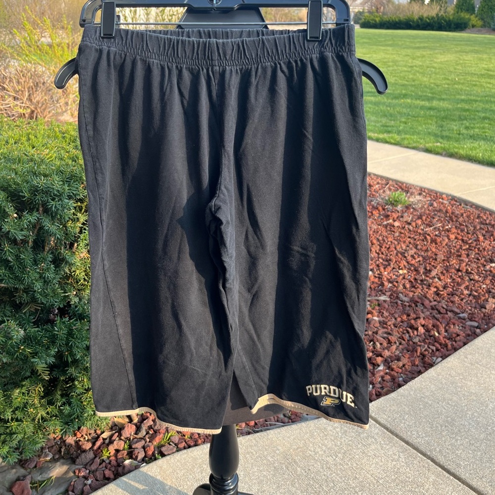 Ladies Red Oak Purdue University Capri pants size large